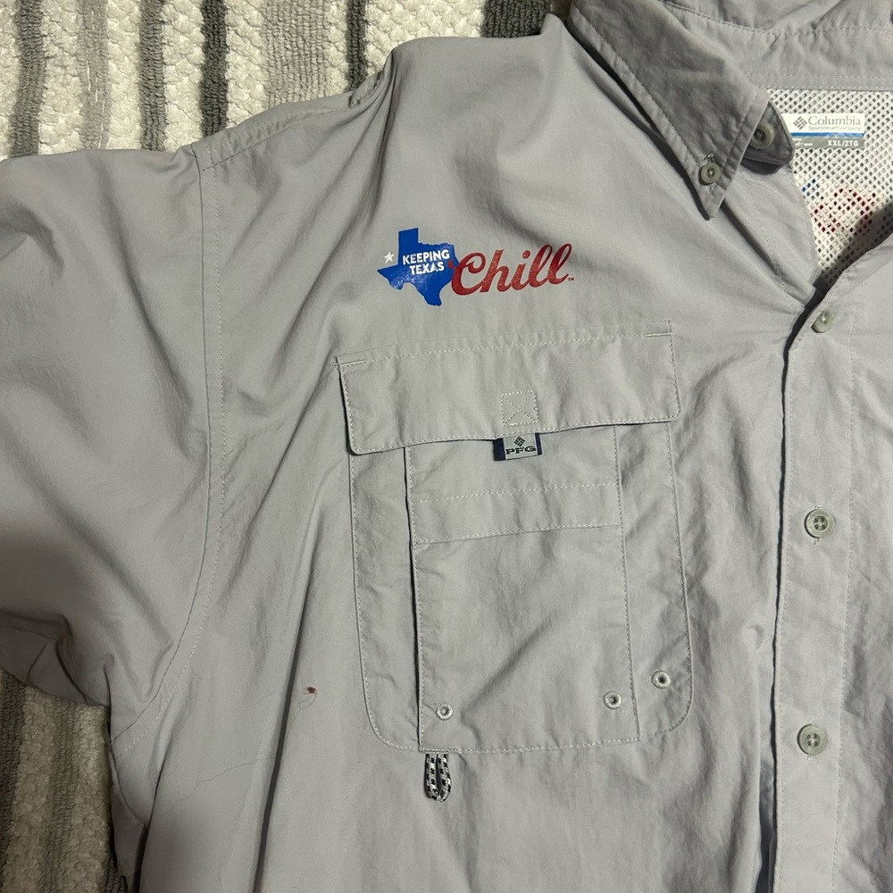 Coors Light Columbia Gray Lightweight Fishing Shirt 1 of 2